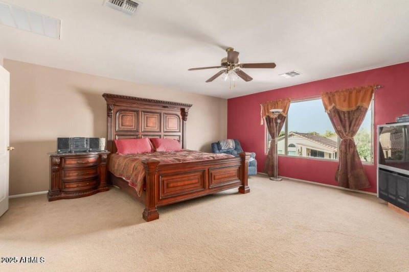 Masterbedroom