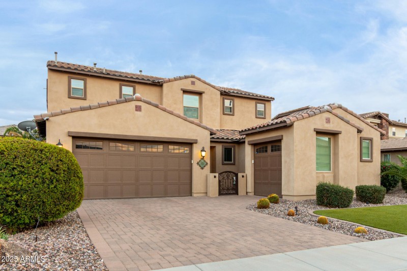 3 - Car Garage!