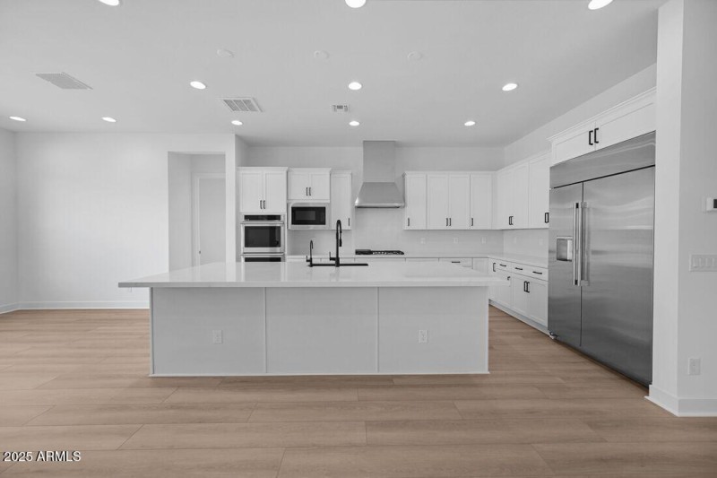 7660 W REMUDA Drive- Ready Now!