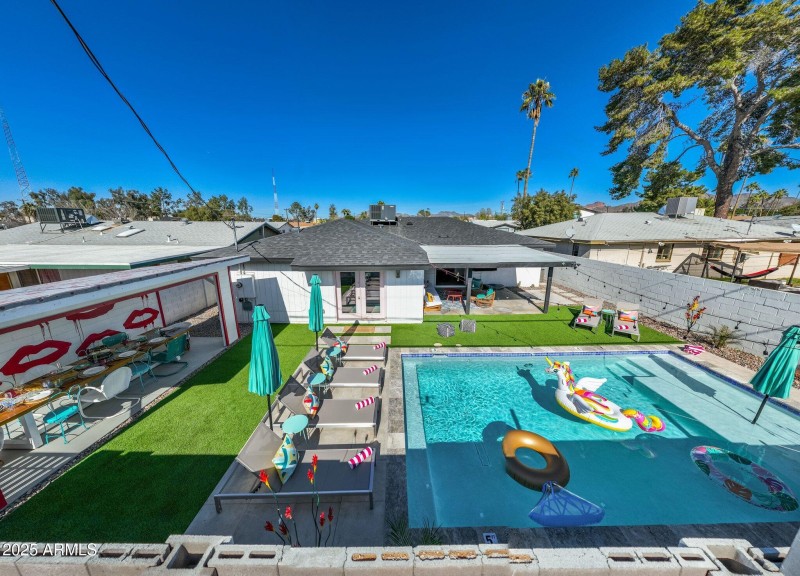 Lots of Lounging Space