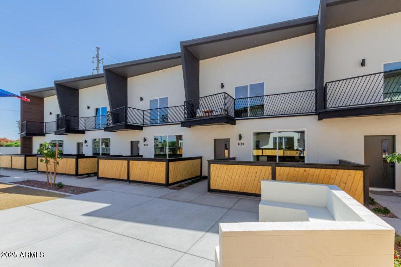 20241115200538181357000000-o