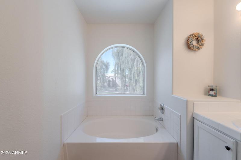 39-web-or-mls-Butler-39