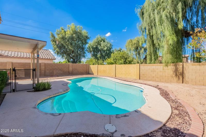 49-web-or-mls-Butler-49