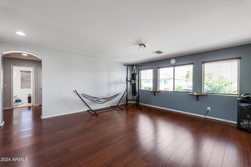 38-13616 W San Miguel Avenue-38