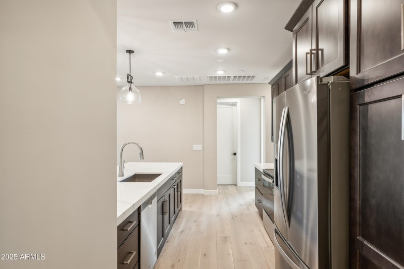 Kitchen, Alt View