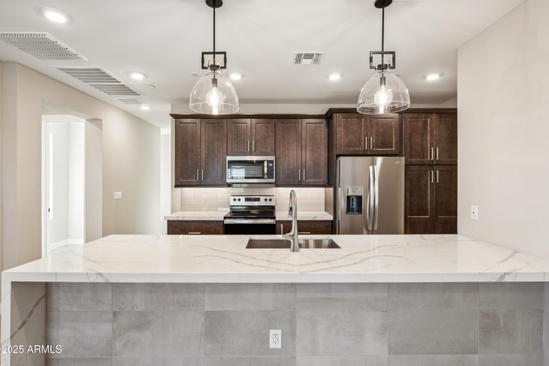Kitchen, Alt View