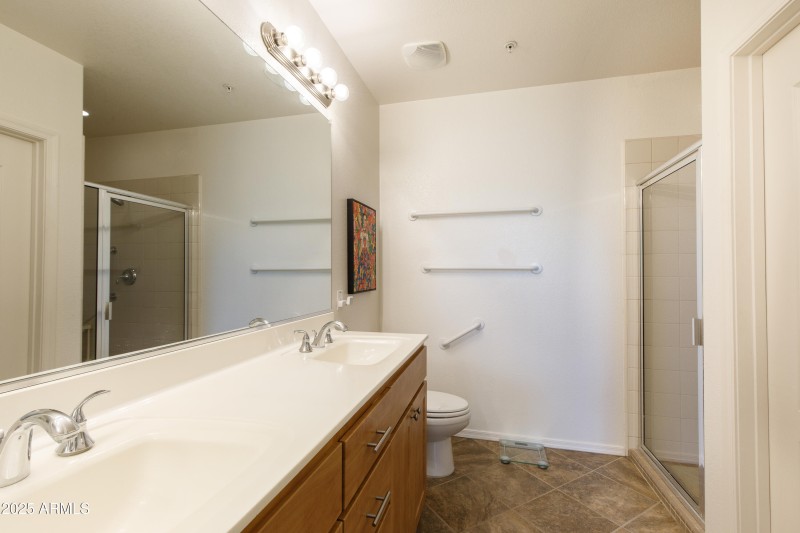 SPACIOUS MASTER BATH.