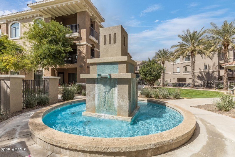 COMMUNITY FOUNTAIN.
