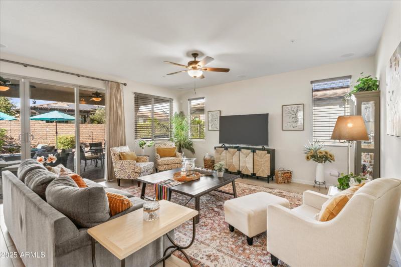 Bright & Spacious Living