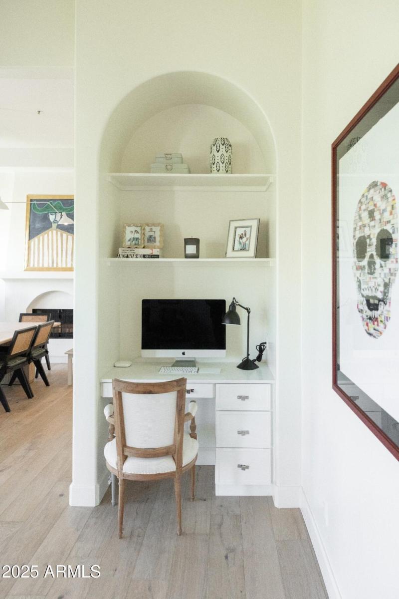 Wood - Desk