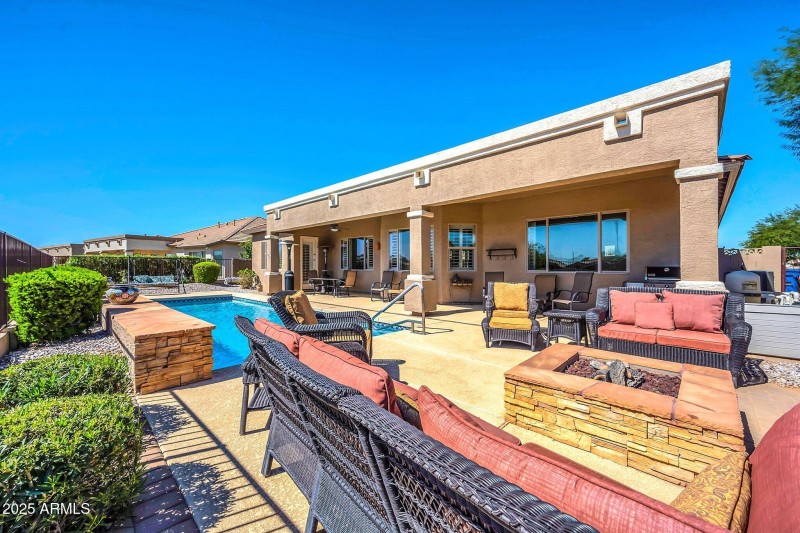 Impressive outdoor