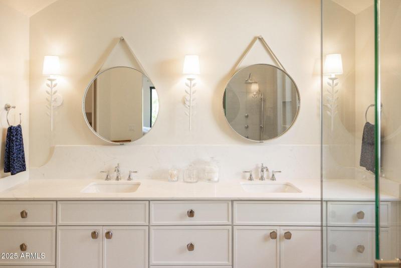 Wood - Primary Bath