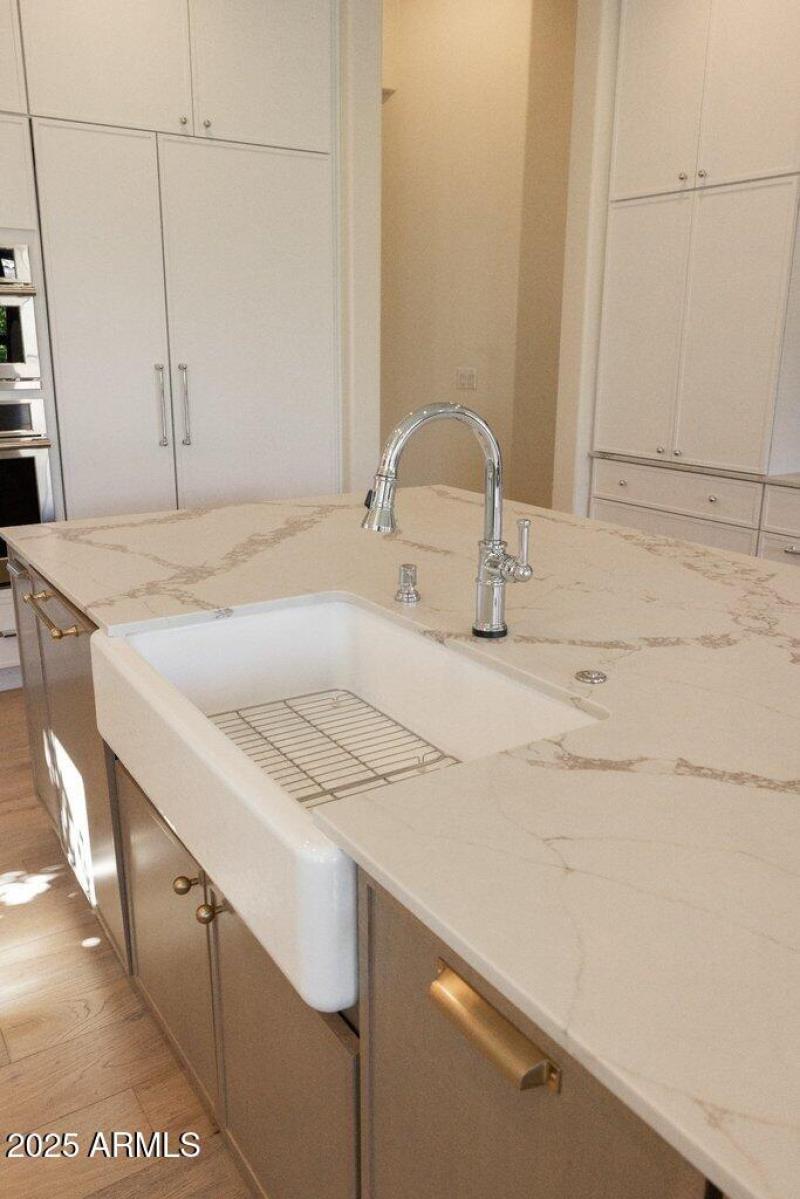 Wood - Kitchen Sink