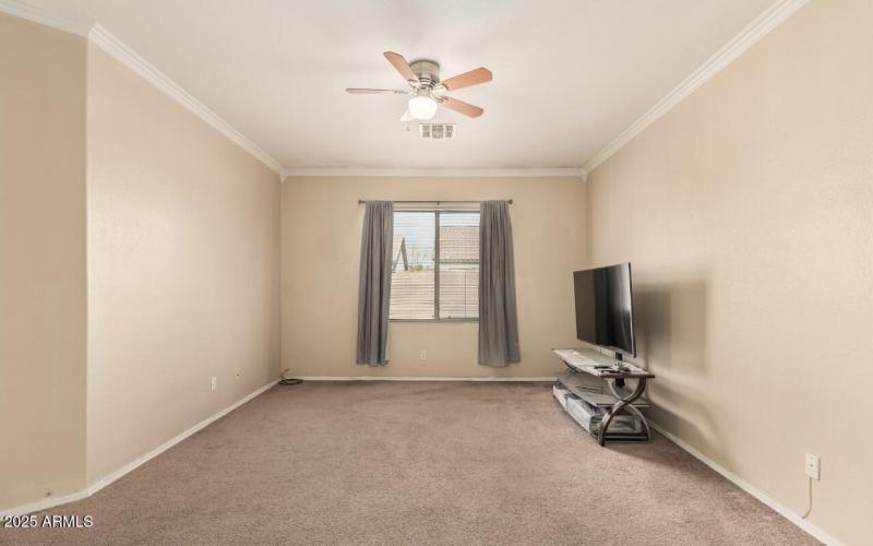 EF567682-4B00-41C1-99EA-40187A78F872_1_2