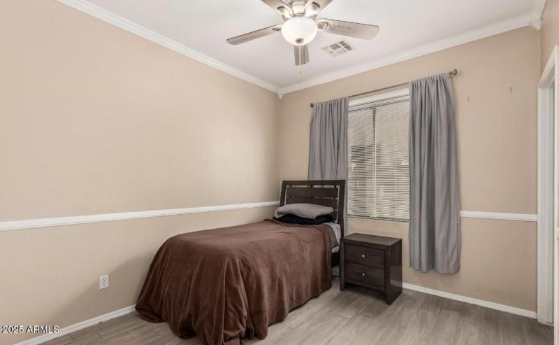 33E80227-3E6B-4B49-A81A-0664539F953B_1_2