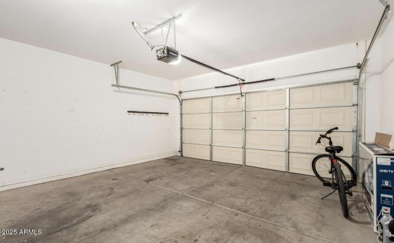 4B669744-5F6D-4A13-85DD-1A72FA947E32_1_2