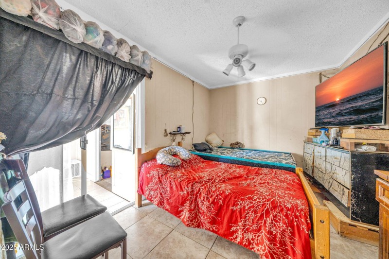 Bedroom 4 with backyard access