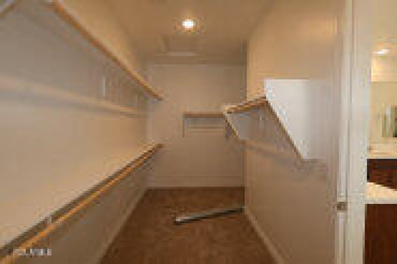 1178 Primary Closet