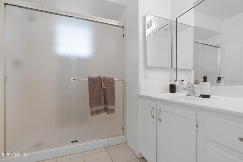 Guest Bath 2