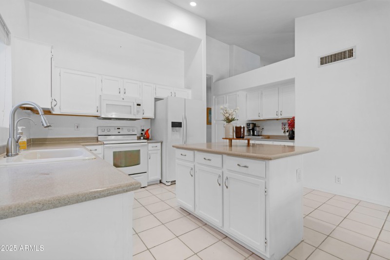 Kitchen 3