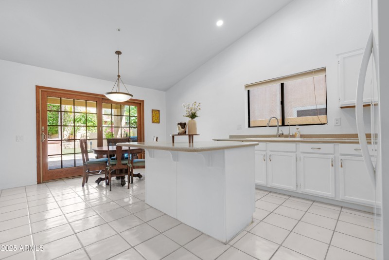 Kitchen 4