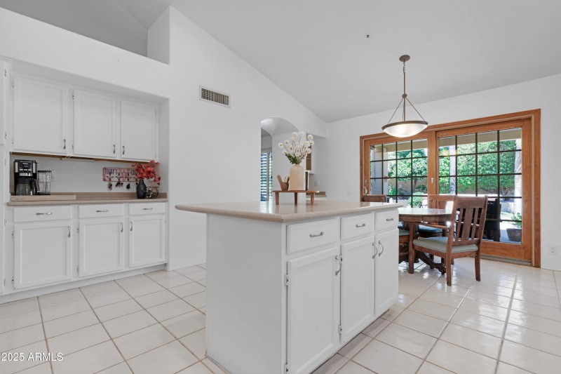 Kitchen 6