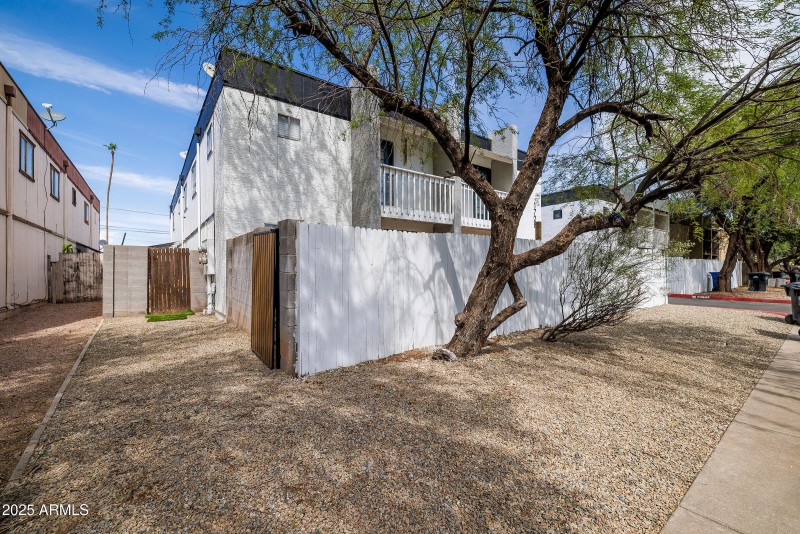 1728 East Pepper Circle - Exterior (4)