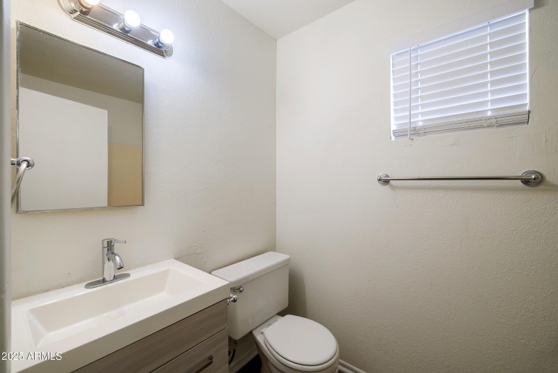 1728 East Pepper Circle - Interior (9)