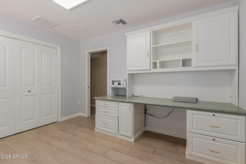 Guest room or office