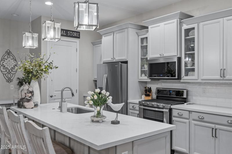 41797 W Summer Sun Ln-15