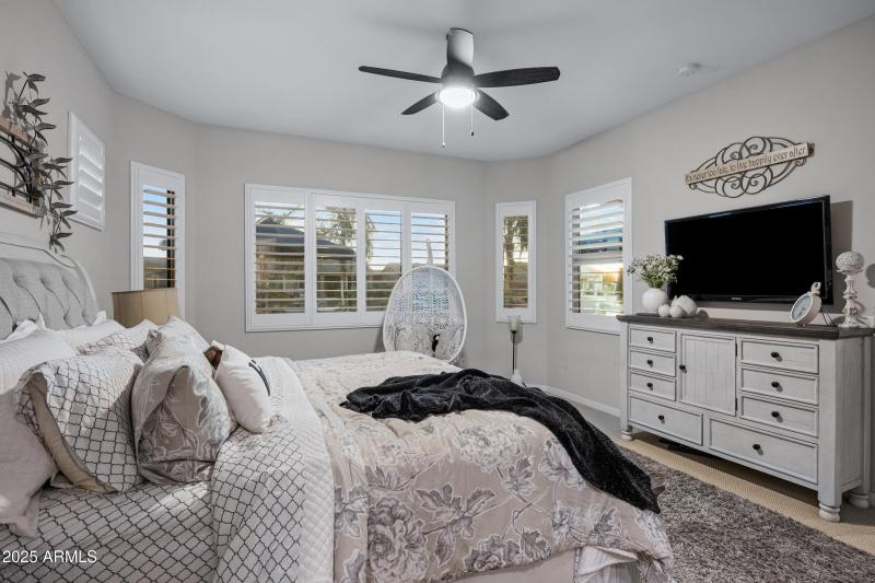 41797 W Summer Sun Ln-25