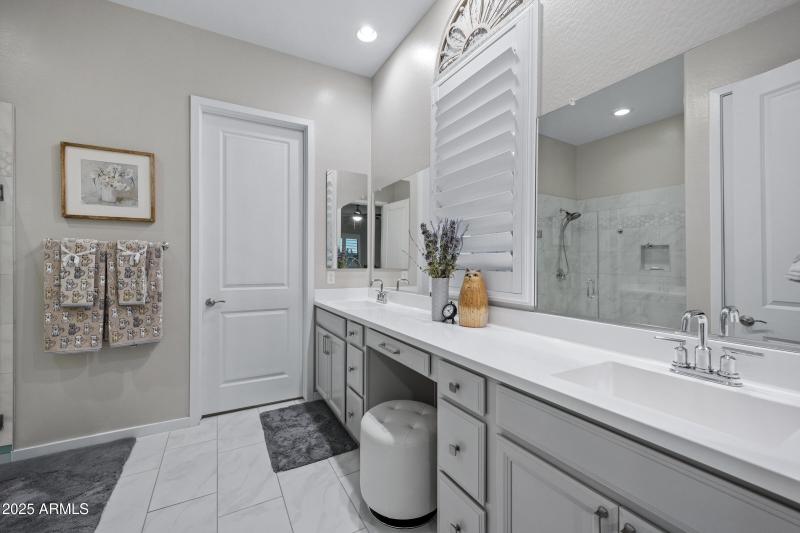 41797 W Summer Sun Ln-26