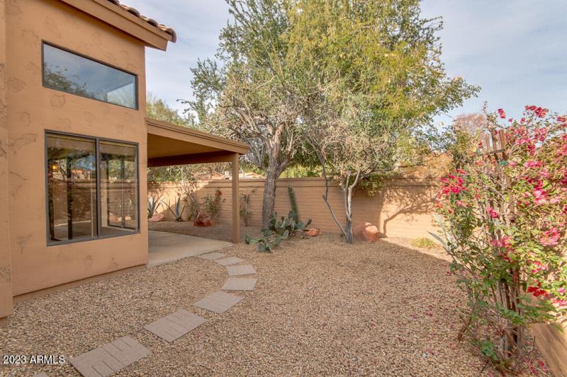 26. WRAP AROUND PATIO STEPS