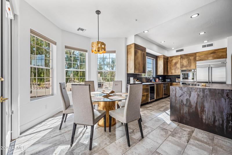 Eat In Kitchen