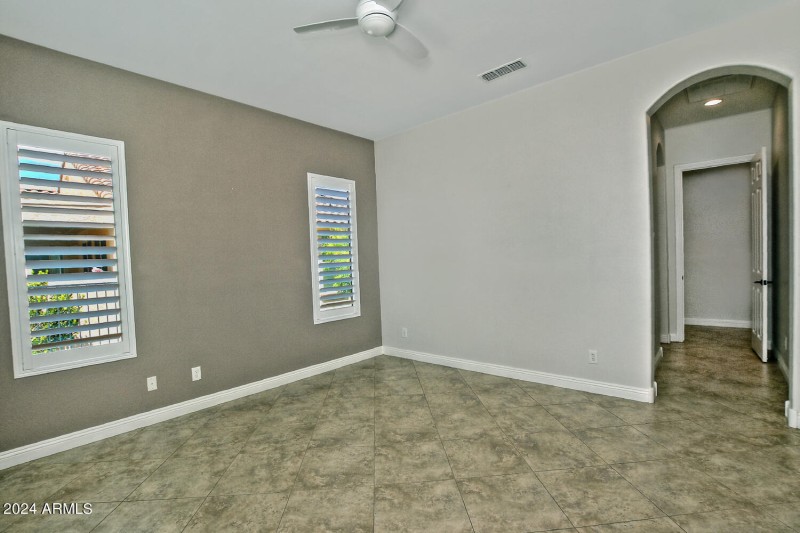 7167 W Merriweather Wy-large-024-026-Pri