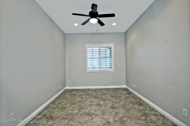 7167 W Merriweather Wy-large-029-010-Den