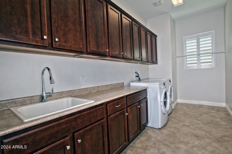 7167 W Merriweather Wy-large-046-035-Lau