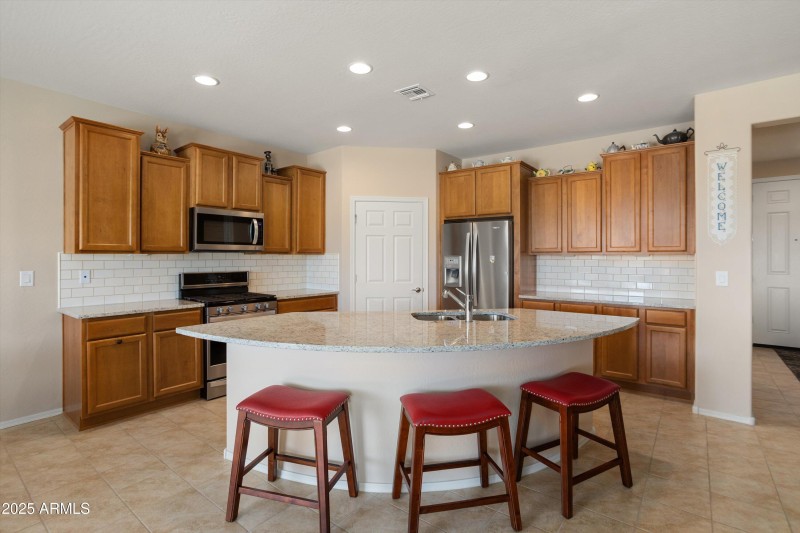 09-Kitchen