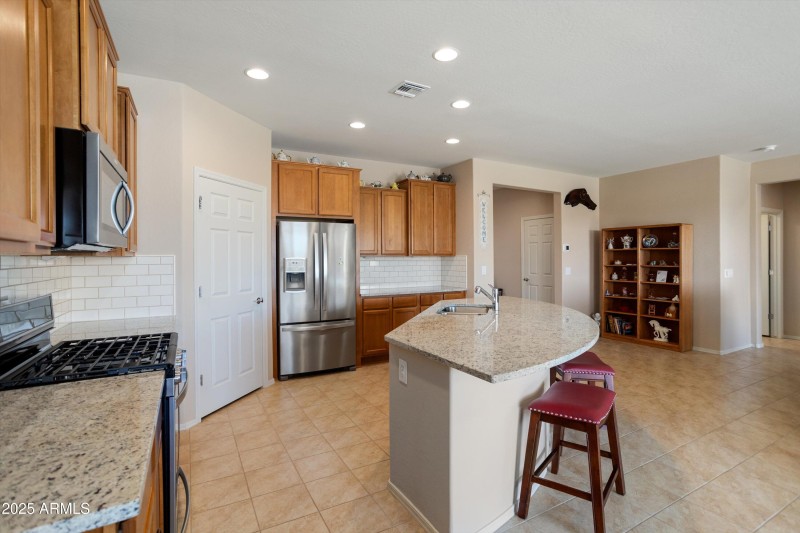 10-Kitchen