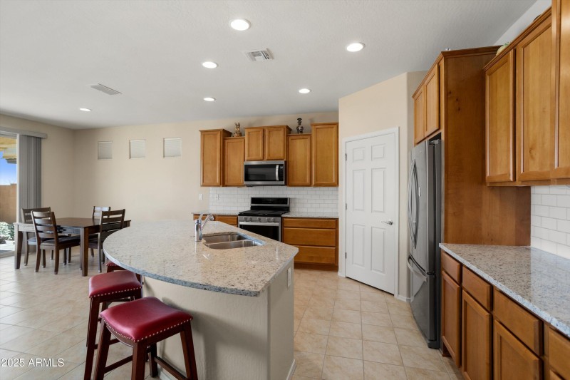 12-Kitchen