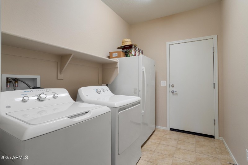 24-Laundry