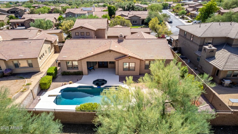 12 Desert Mirage