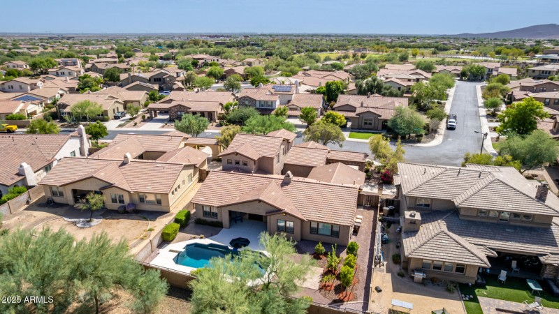 16 Desert Mirage
