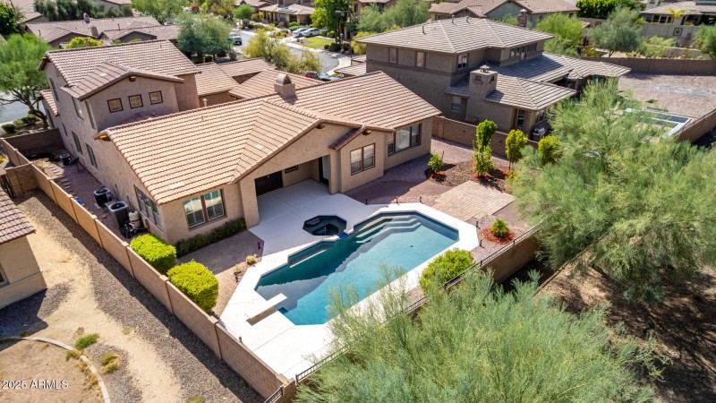 13 Desert Mirage