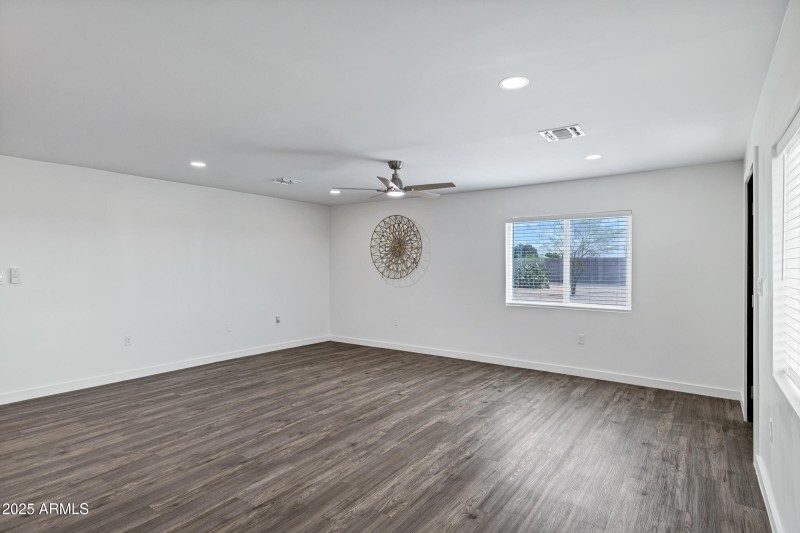 620 W Martin Rd-8