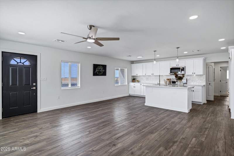 620 W Martin Rd-9