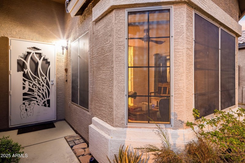 8-web-or-mls-11340 East Caballero Street