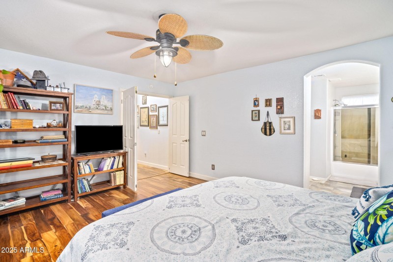 18-web-or-mls-11340 East Caballero Stree