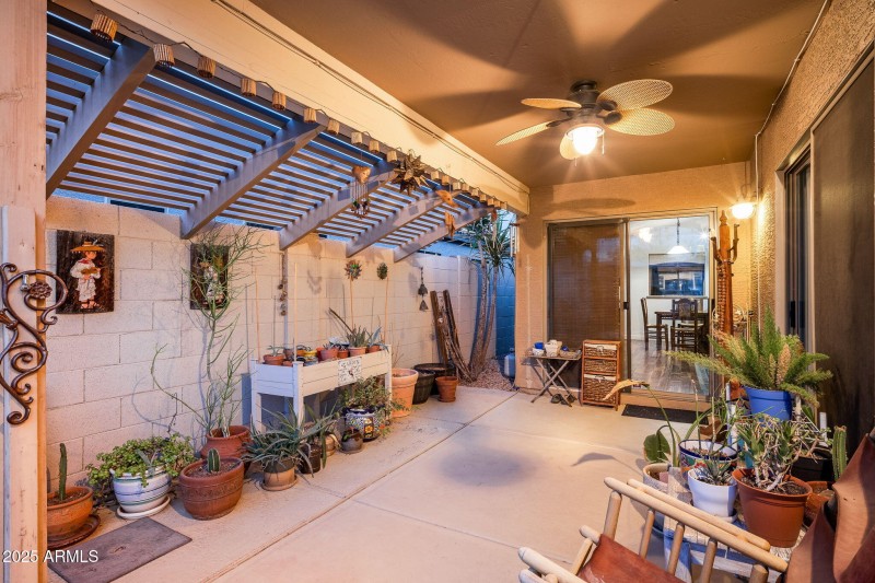 35-web-or-mls-11340 East Caballero Stree