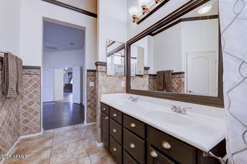 Double Sinks